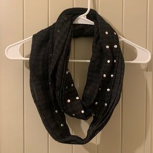Tube Scarf Black w/Metal Accents